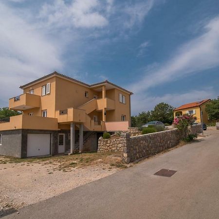 Apartments Sanjin Kornić Exterior foto